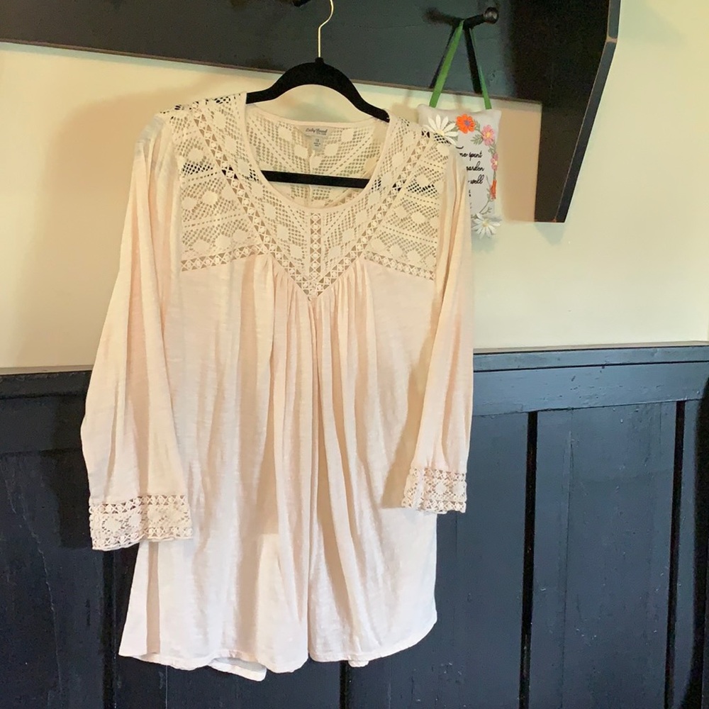 Lucky 1x boho cream crochet top EUC 3/4 sleeve